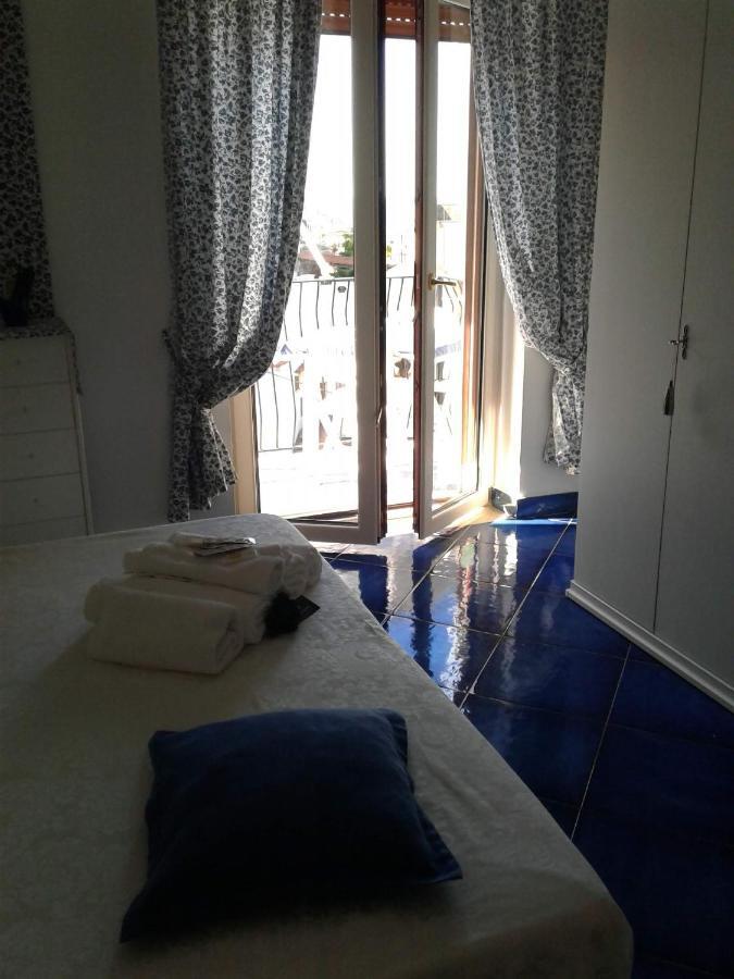 Bed and Breakfast Casa Blu Cobalto Maiori Exterior foto